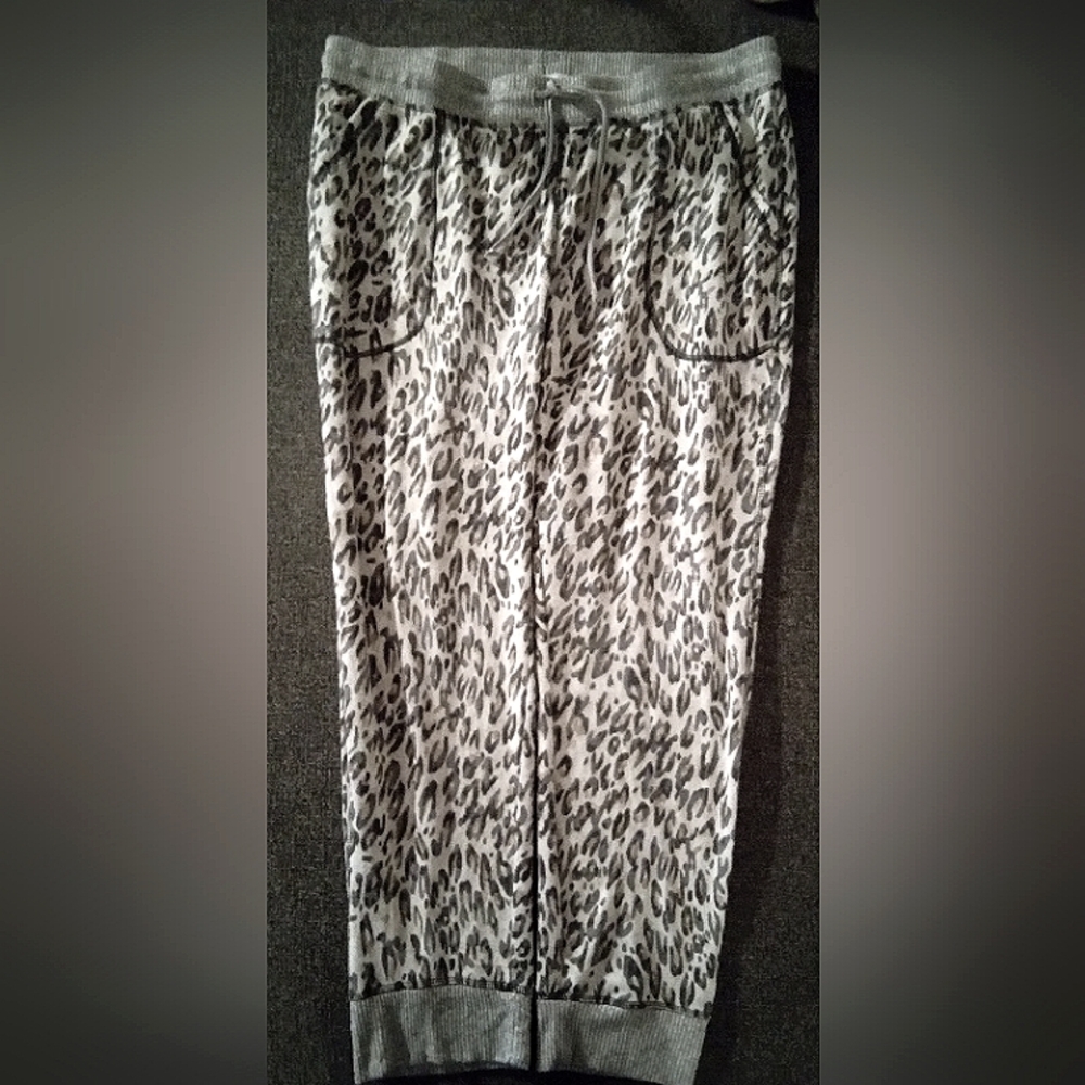 Live Love Lounge Leopard Print pants